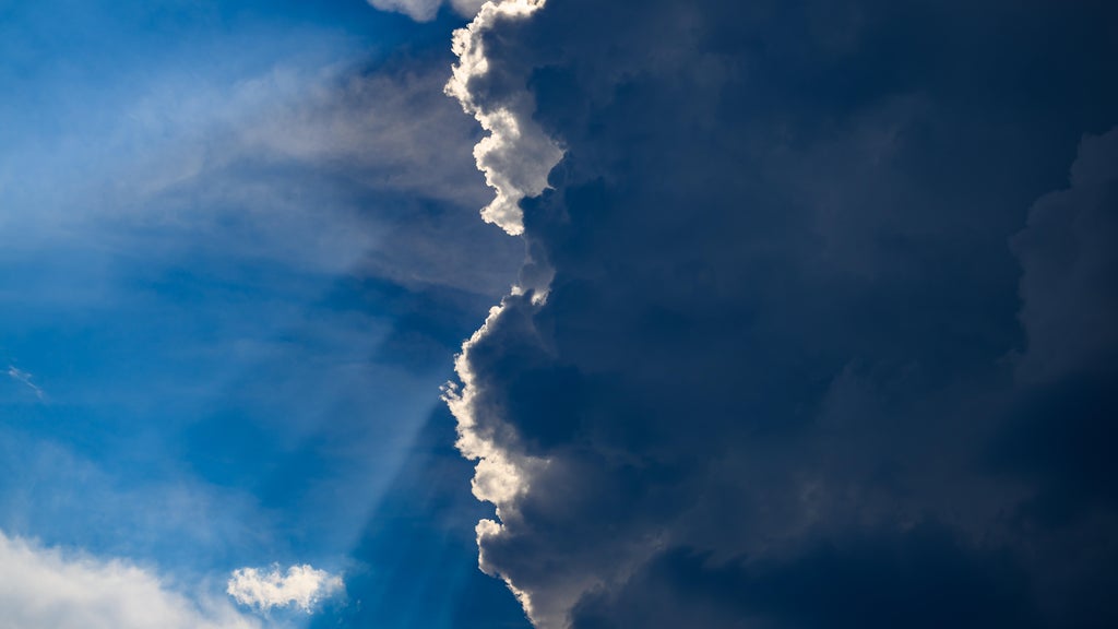 Sunday in South Florida is cloudy after a rain-soaked Saturday — CBS Miami, Apple Valley Sports news