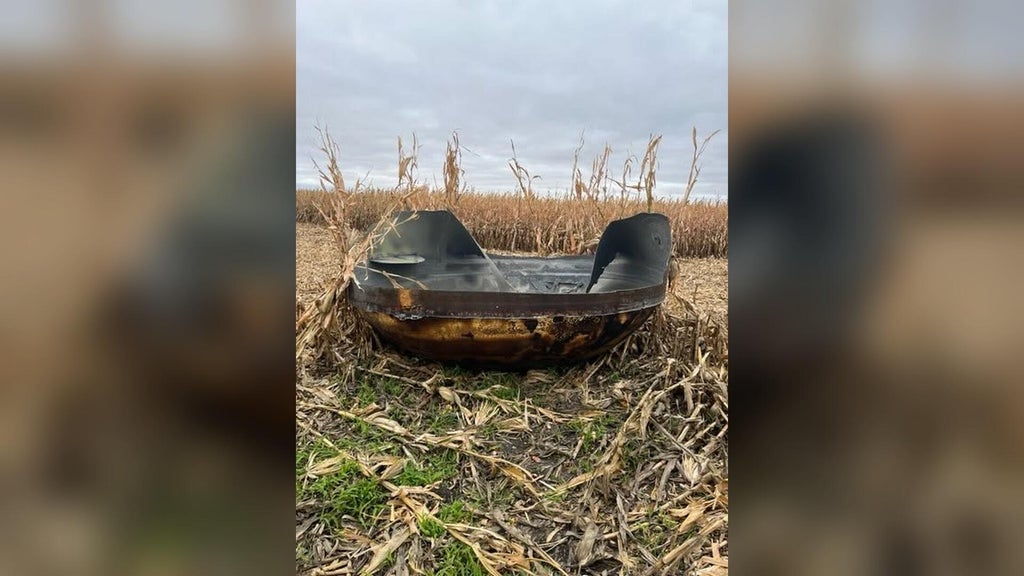 11-foot piece of suspected space debris found in eastern Minnesota cornfield — WCCO / CBS Minnesota, Apple Valley Community news