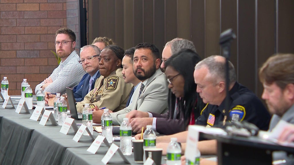 Eden Prairie school, law enforcement leaders hold community meeting weeks after homecoming shooting — Apple Valley Schools news