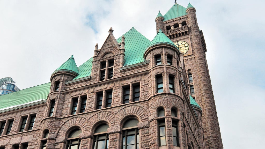 Minneapolis council votes 9-4 to eliminate safety office; Mayor Frey meeting with council members — Apple Valley Government news
