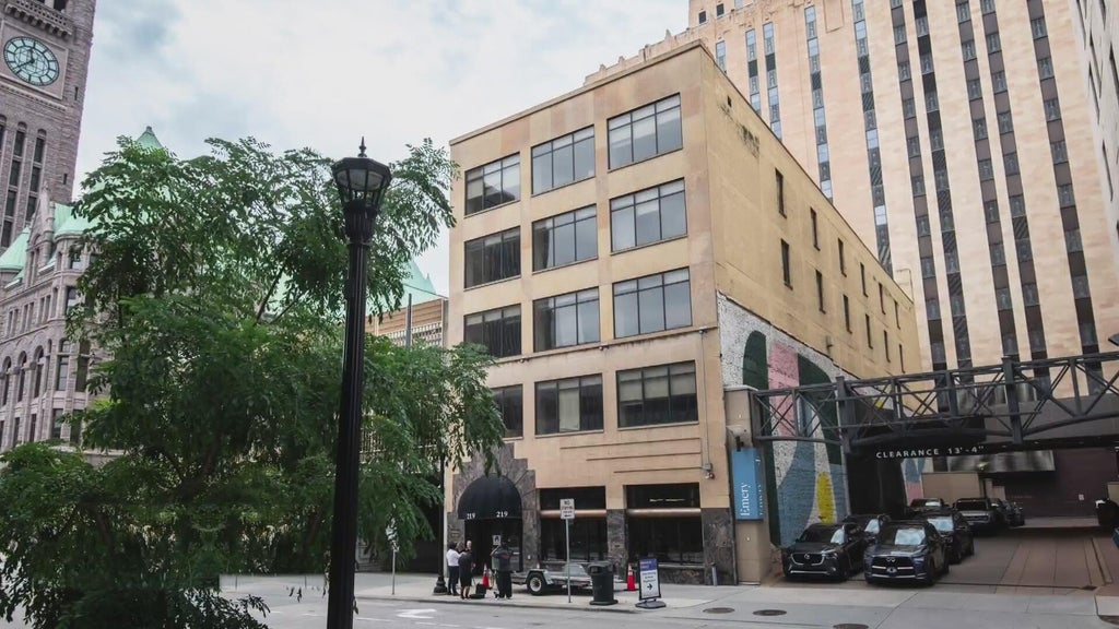 CEO who experienced homelessness as a child opens new Minneapolis family shelter — WCCO / CBS Minnesota, Apple Valley Government news