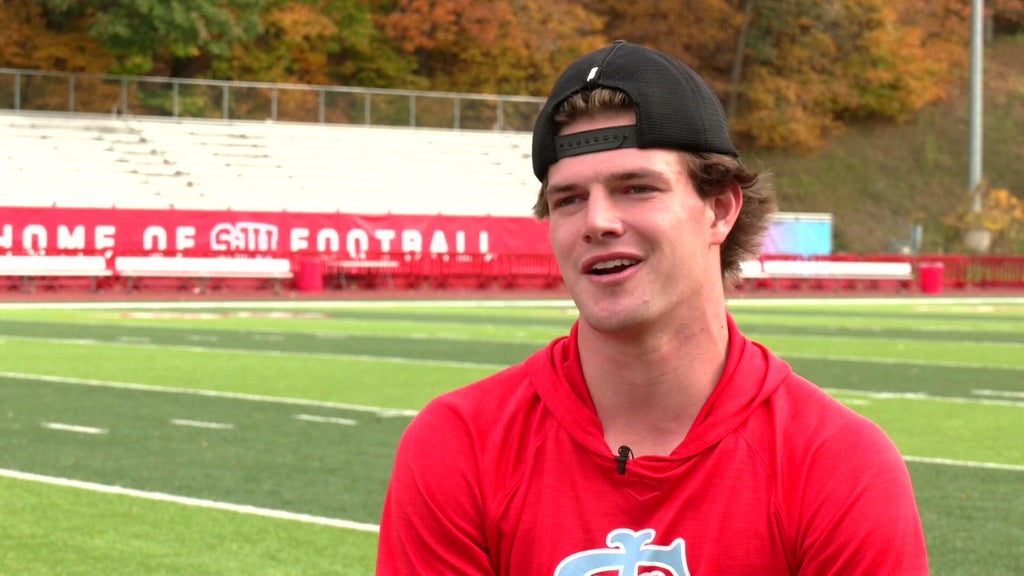 St. John's wide receiver Riley Schwellenbach finding success on the gridiron and baseball field — WCCO / CBS Minnesota, Apple Valley Schools news