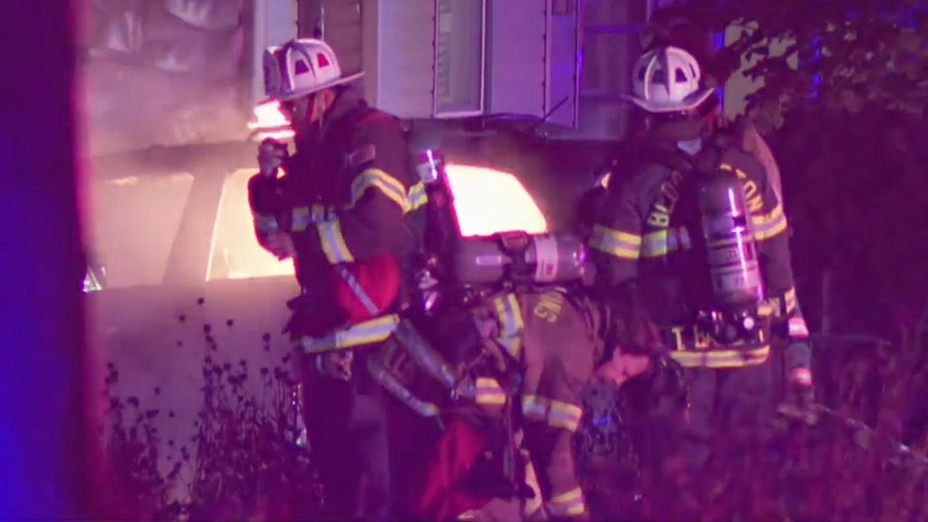 Fire destroys home, detached garage in St. Louis Park, city officials say — WCCO / CBS Minnesota, Apple Valley Sports news