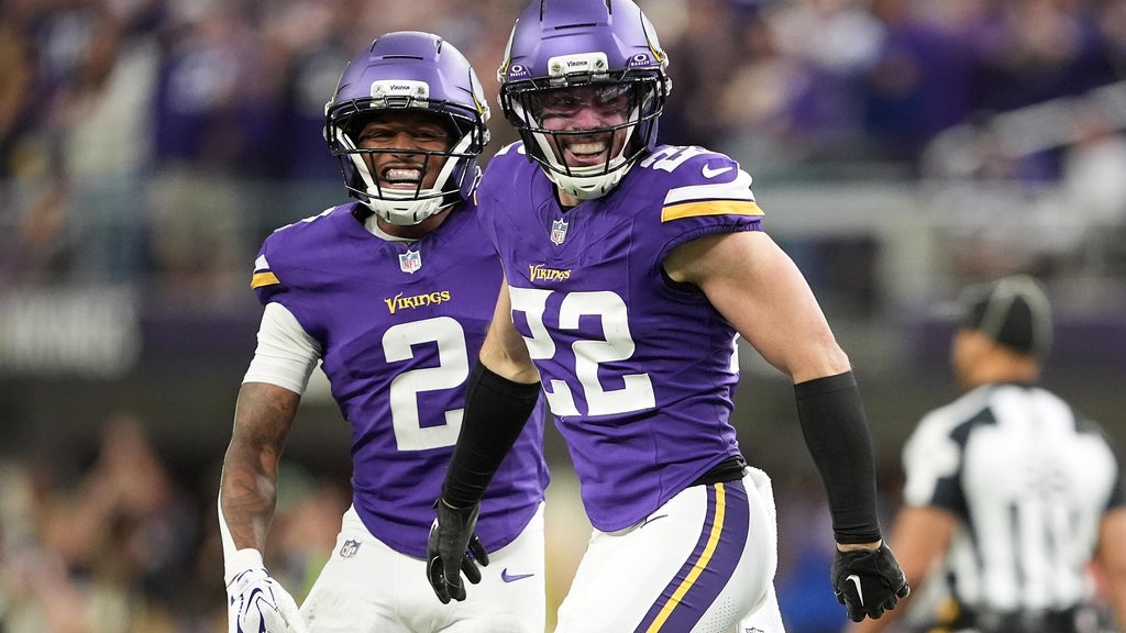 Vikings defense clamps down on Daniel Jones and the Colts for a 16-10 victory to stay undefeated — WCCO / CBS Minnesota, Apple Valley Arts news