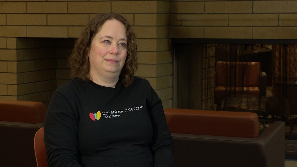 Expert shares tips on how to talk with children about traumatic events — WCCO / CBS Minnesota, Apple Valley Health news