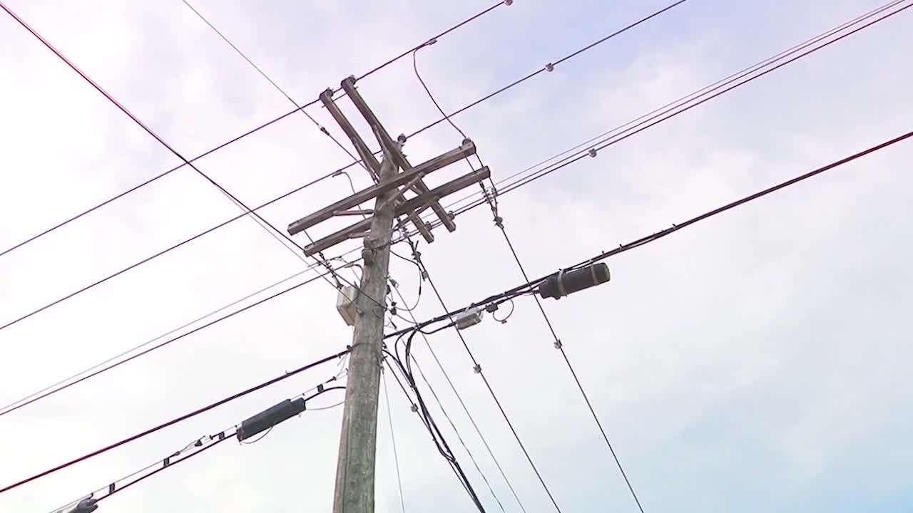 People in Inver Grove Heights being asked to file complaints against Xcel Energy over power outages — KSTP 5, Apple Valley Government news