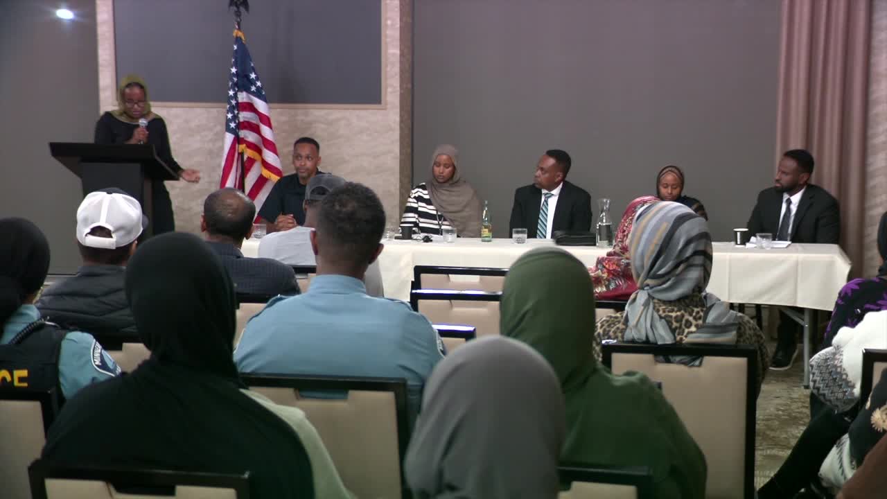 Somali-American police officers address gang violence at town hall; community shares possible solutions — KSTP 5, Apple Valley Business news
