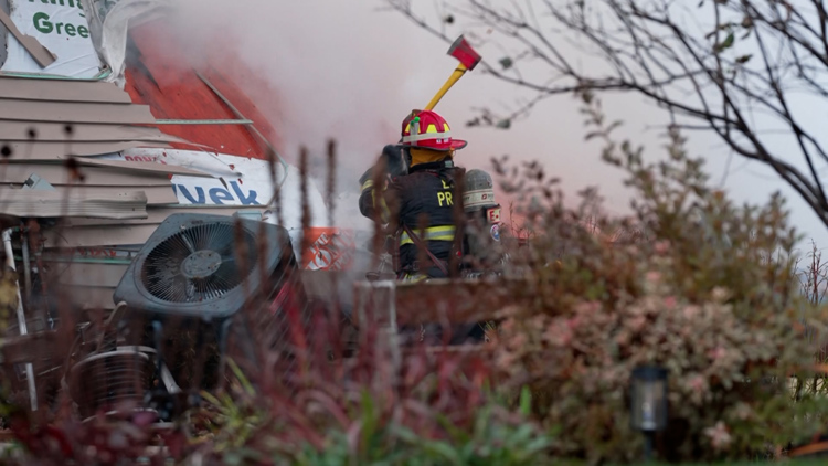 Fire destroys at least one home in Victoria — KARE 11 Local