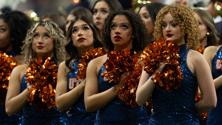 Here's what we know about the service member who fell at the UTSA football game — KHOU 11 (Houston), Apple Valley Sports news