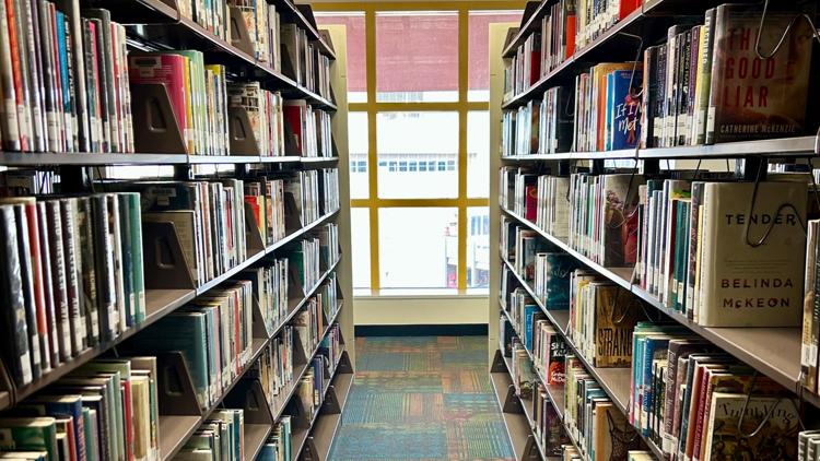 Live outside San Antonio? Library users are getting notices about $30 fee taking effect this month — KENS 5 (San Antonio), Apple Valley Community news