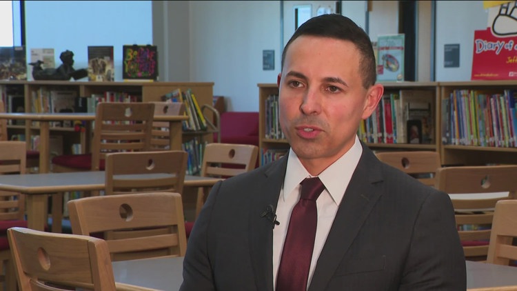 Del Valle ISD superintendent to leave in November — KVUE (Austin), Apple Valley Schools news
