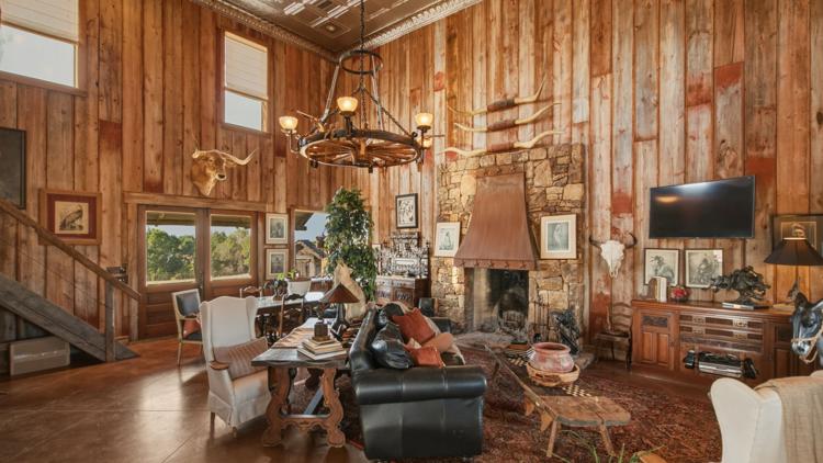 The 264-acre ranch of a beloved western artist is on the market — WFAA (Dallas-Fort Worth), Apple Valley Real Estate news