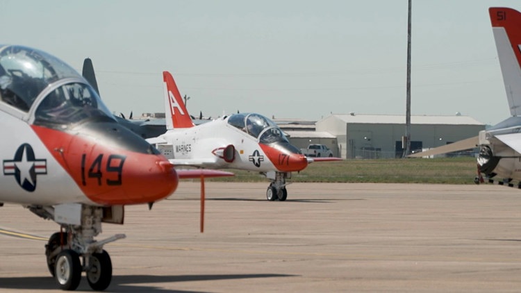 Pilots and emergency crews mobilize in North Texas amid Hurricane Isaias evacuation — WFAA (Dallas-Fort Worth), Apple Valley Community news