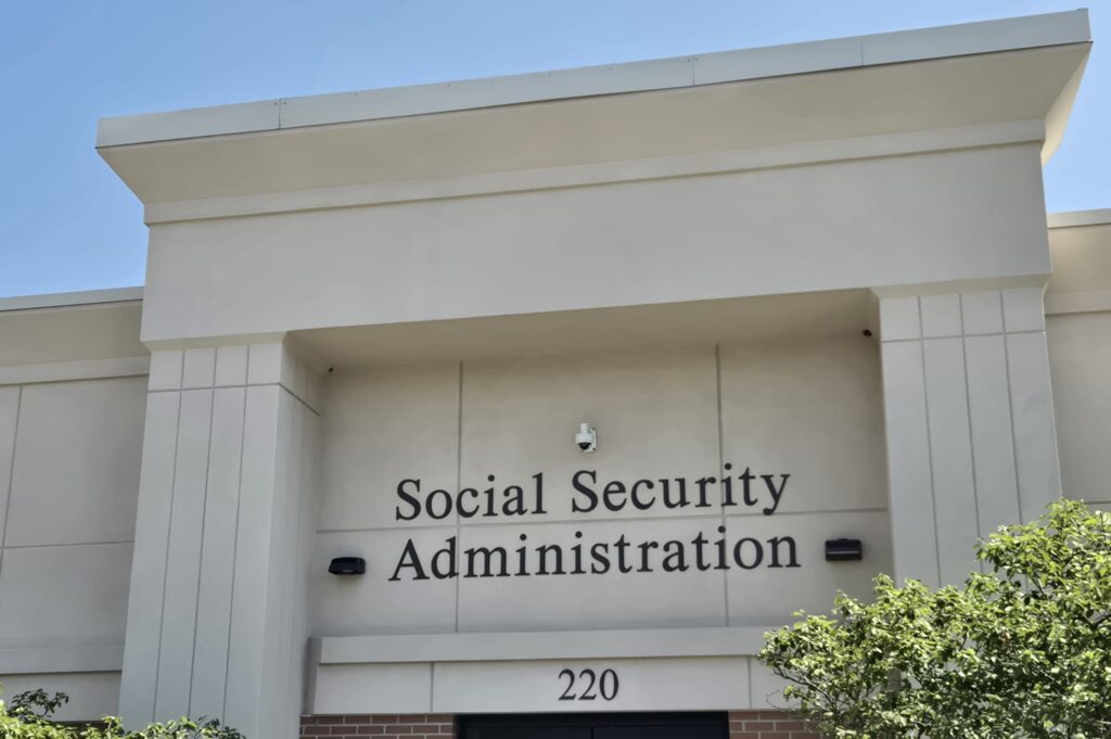 Social Security benefits increase will hit 3.6% in 2027 — Minnesota Reformer, Apple Valley Government news