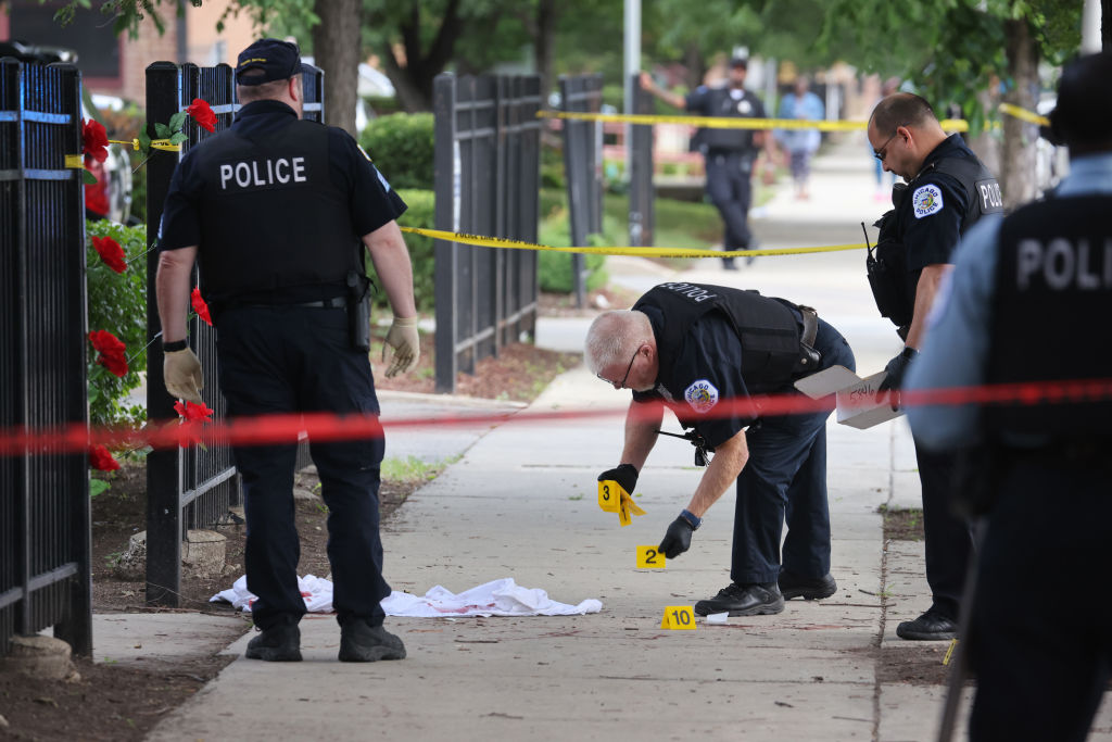 Researchers point to community violence programs, pandemic recovery in historic homicide decline — Minnesota Reformer, Apple Valley Business news