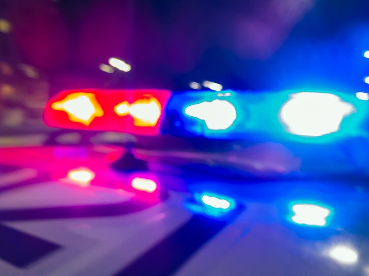 Bradenton Man Dies After SUV Crashes Into Tree In Sarasota County — Sarasota Patch, Apple Valley Health news