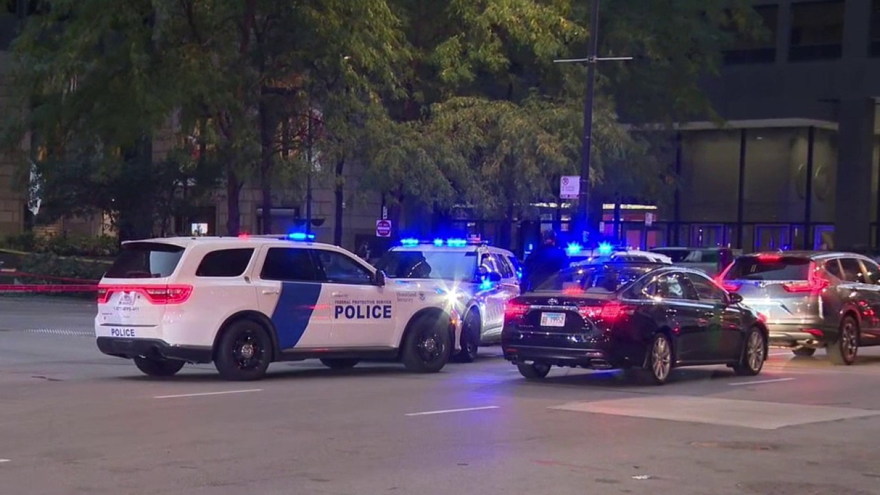 Reports of shots fired prompt investigation outside Chicago federal building — FOX 9, Apple Valley Schools news