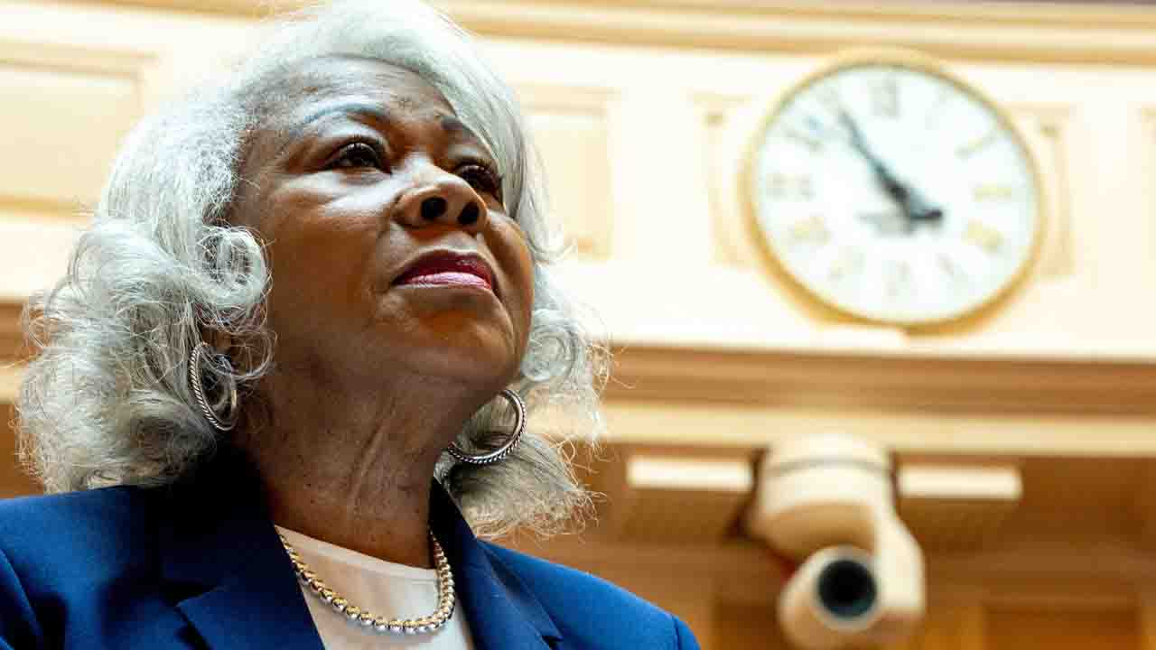 Virginia state Sen. L. Louise Lucas charged with drug trafficking and money laundering: DOJ — FOX 9, Apple Valley Business news