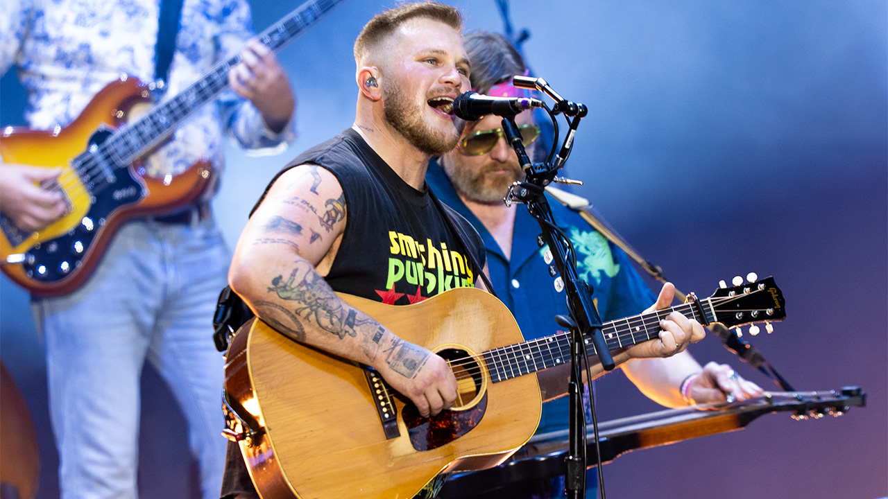 Zach Bryan announces U.S. Bank Stadium stop as 2027 world tour kick-off — FOX 9, Apple Valley Community news