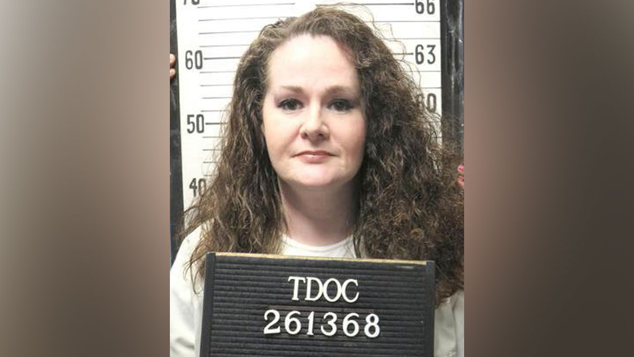 Christa Pike discharged from hospital after surviving failed execution attempt, attorney says — FOX 9, Apple Valley Health news