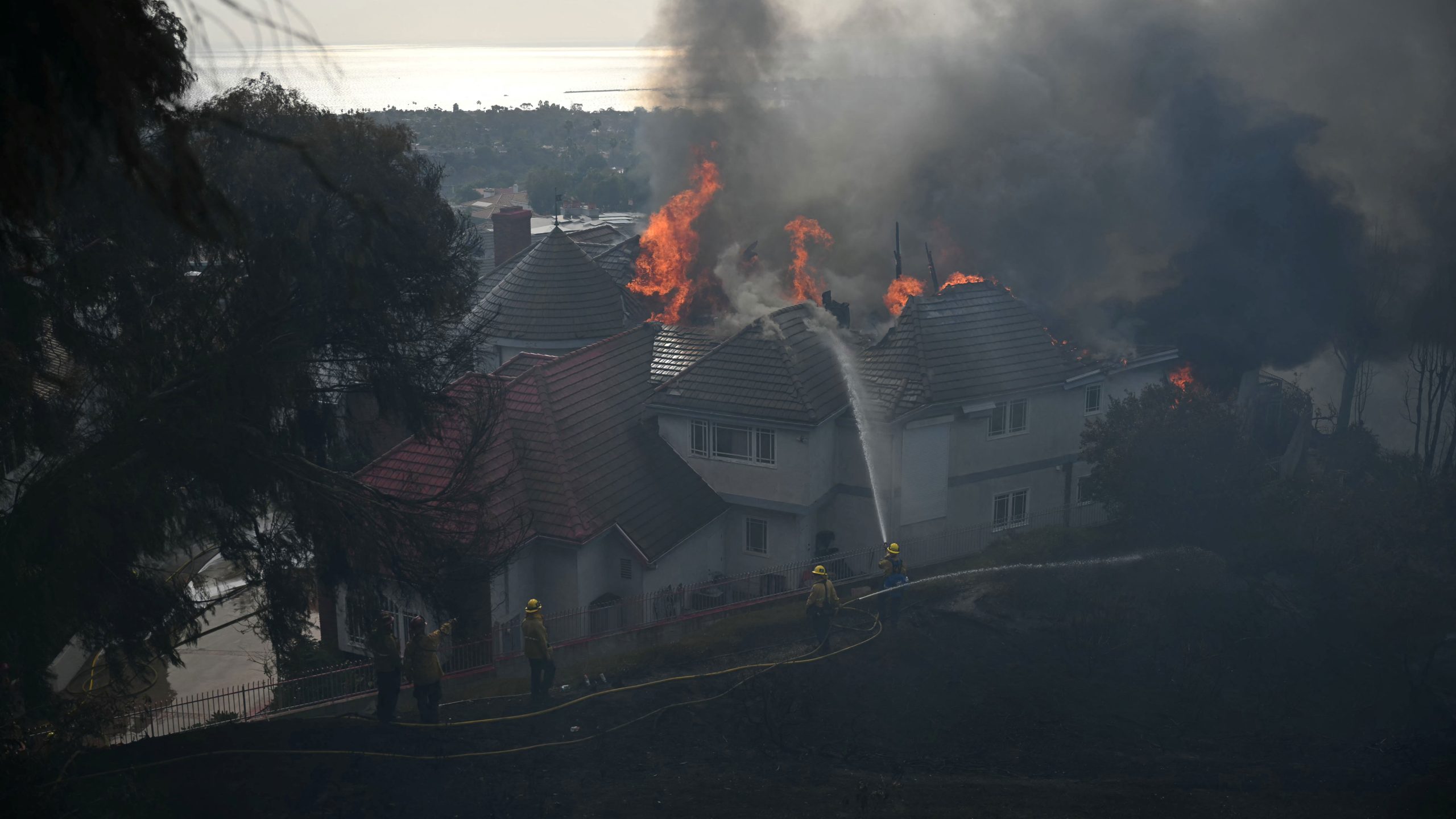 Norte Fire in California threatens homes, forces evacuations — FOX 9, Apple Valley Community news