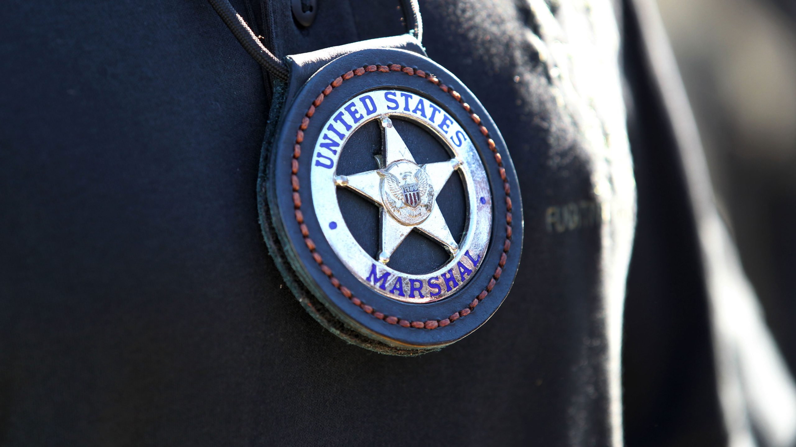 Tied-up 10-year-old trapped in closet rescued; suspected kidnapper caught, Marshals say — Apple Valley Community news