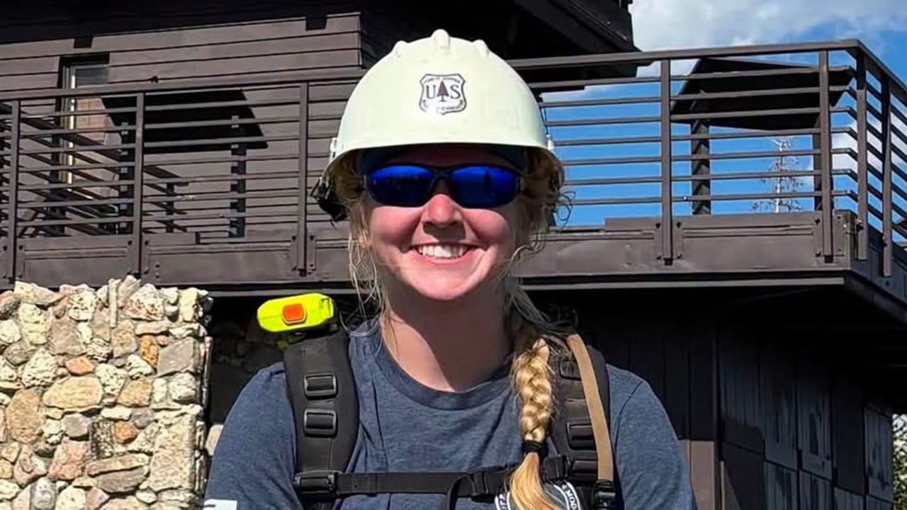 Firefighter, 24, died after being struck by a tree battling La. wildfire — FOX 9, Apple Valley Community news