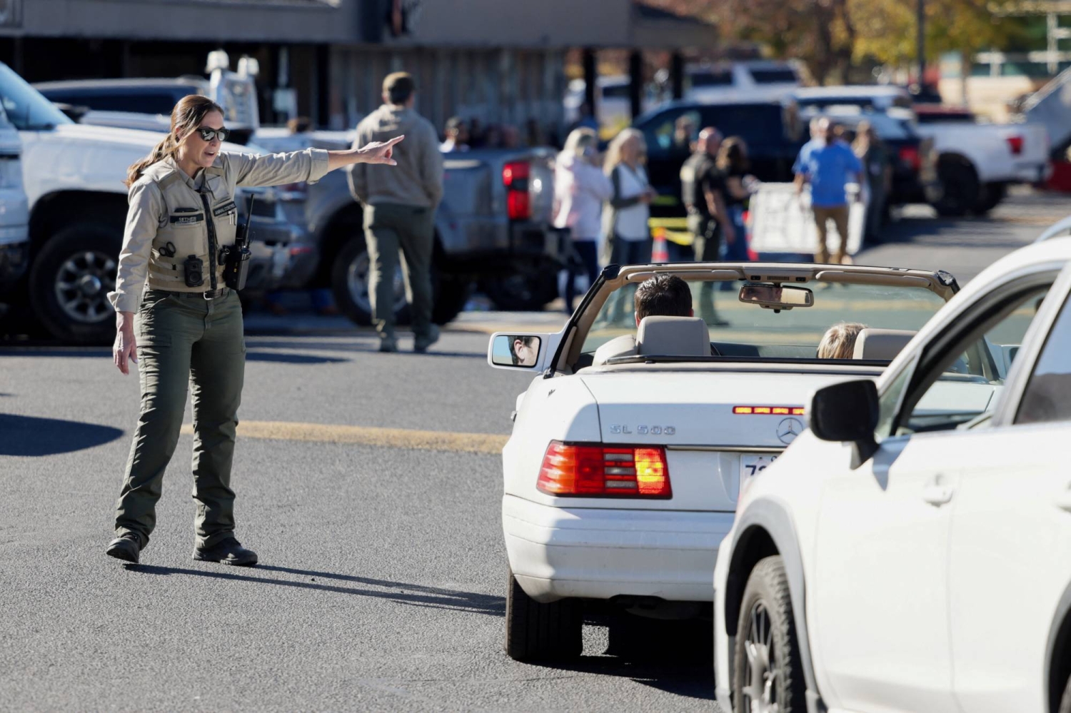  Shooter killed at Oregon elementary school; CNN, CBS report four dead in violence  — Japan Times